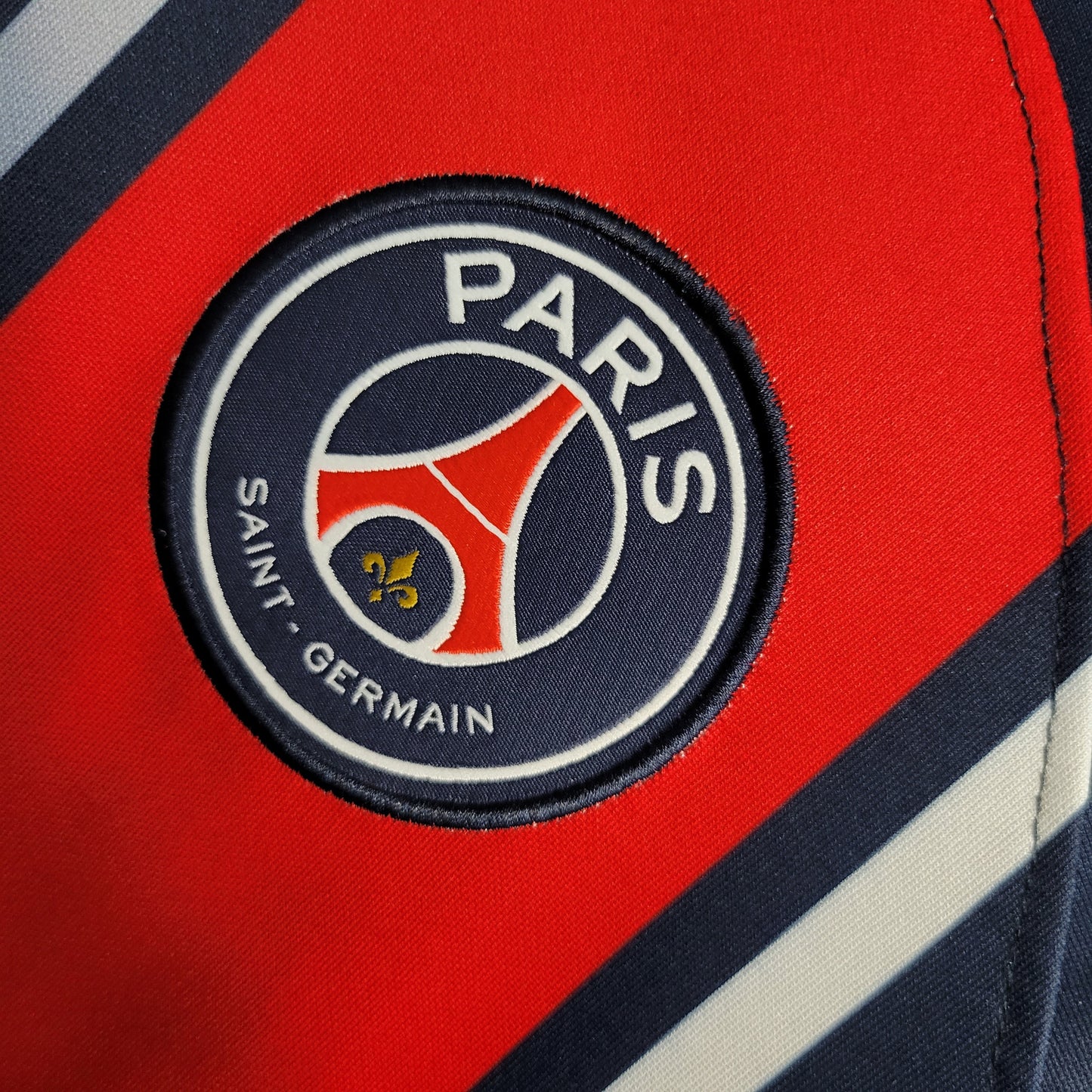 París Saint-Germain 2023/24 (Primera equipación)