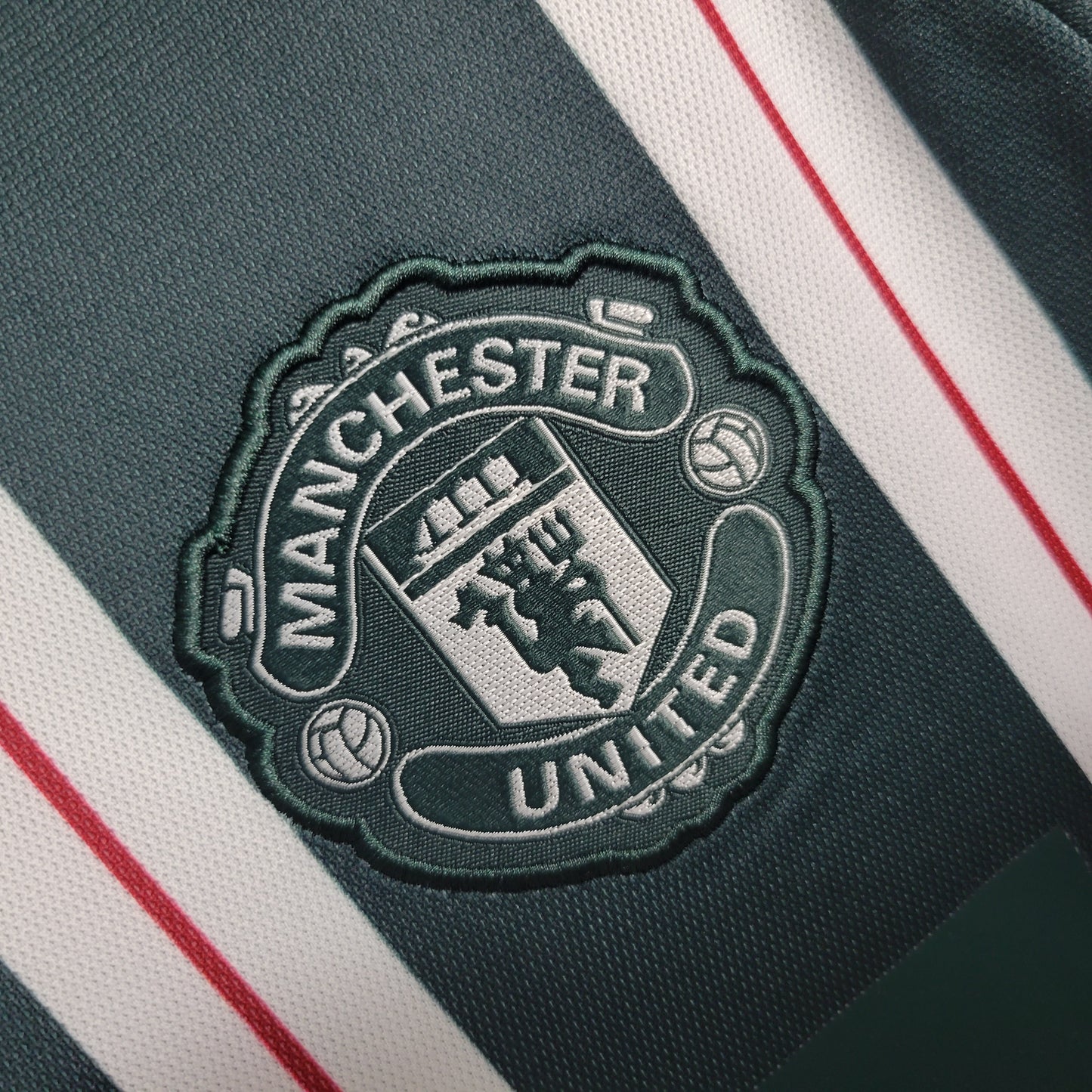 Manchester United 2023/24 (Segunda equipación)
