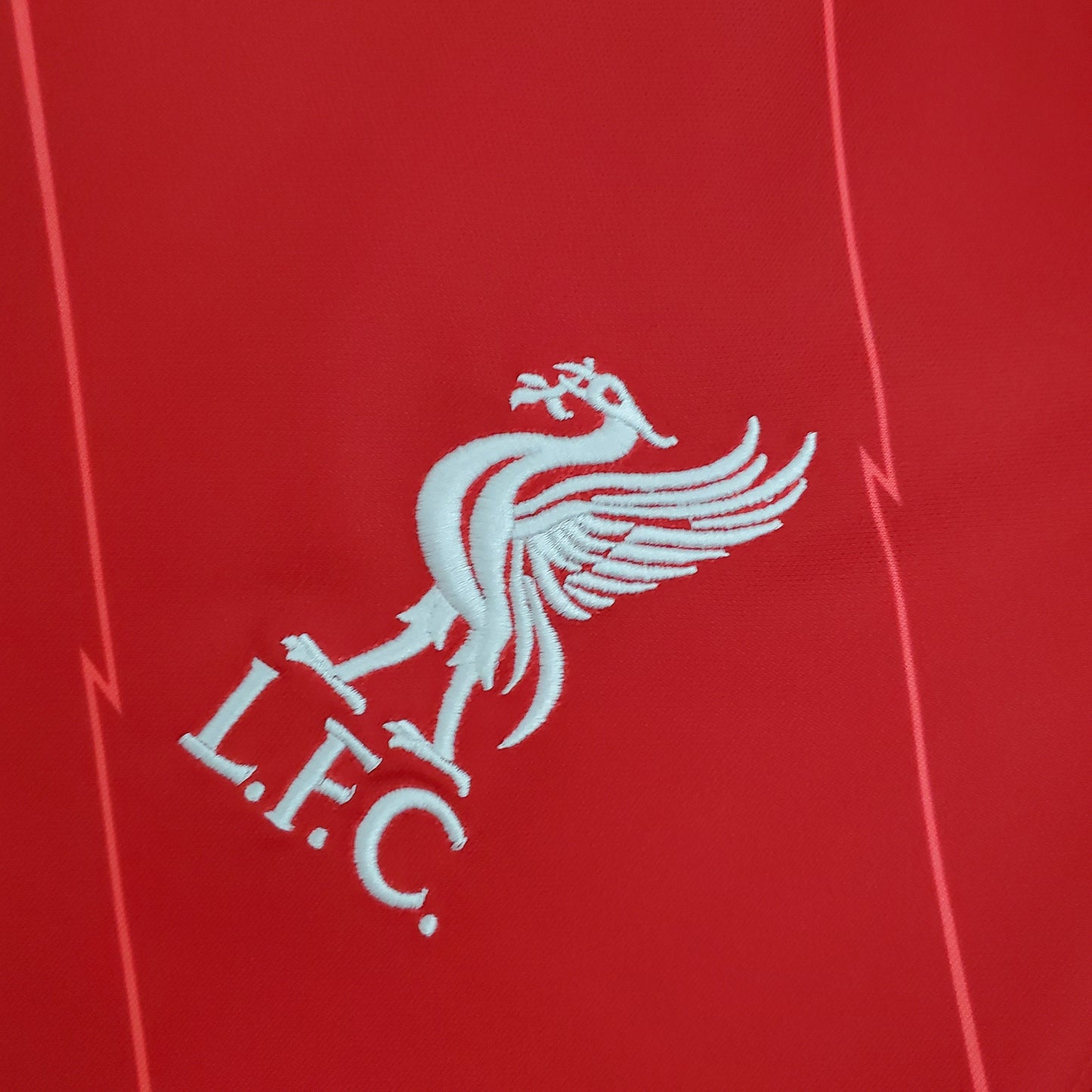 Liverpool 2021/22 (Primera equipación)