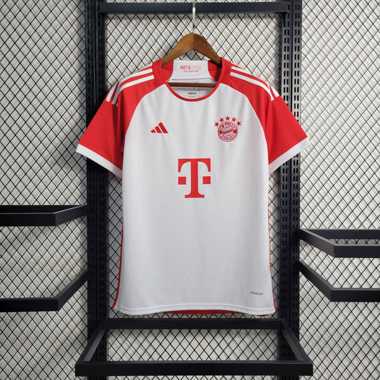 Bayern de Múnich 2023/24 (Primera equipación)
