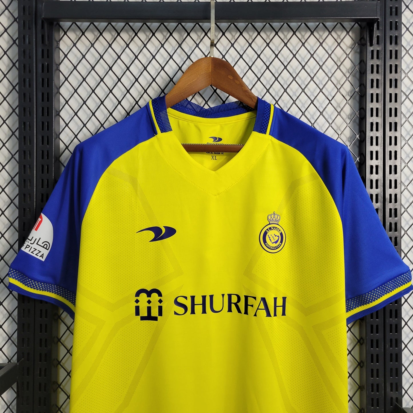 Saudí Al-Nassr 2023/23 (Primera equipación)