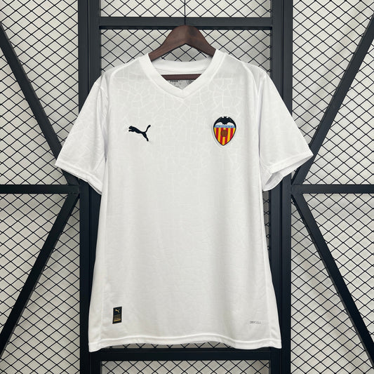 Valencia 2025/26 (Primera equipación)