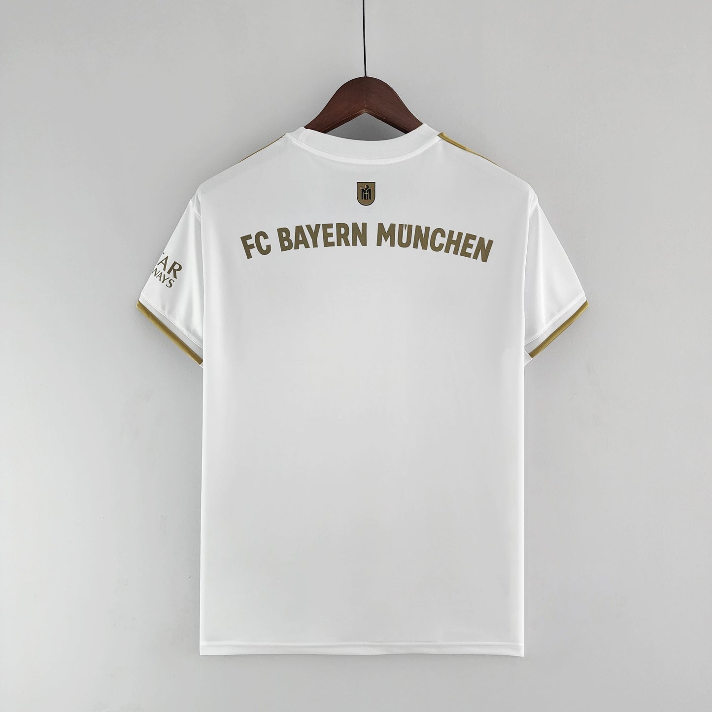 Bayern de Munich 2022/23 (Segunda equipación)