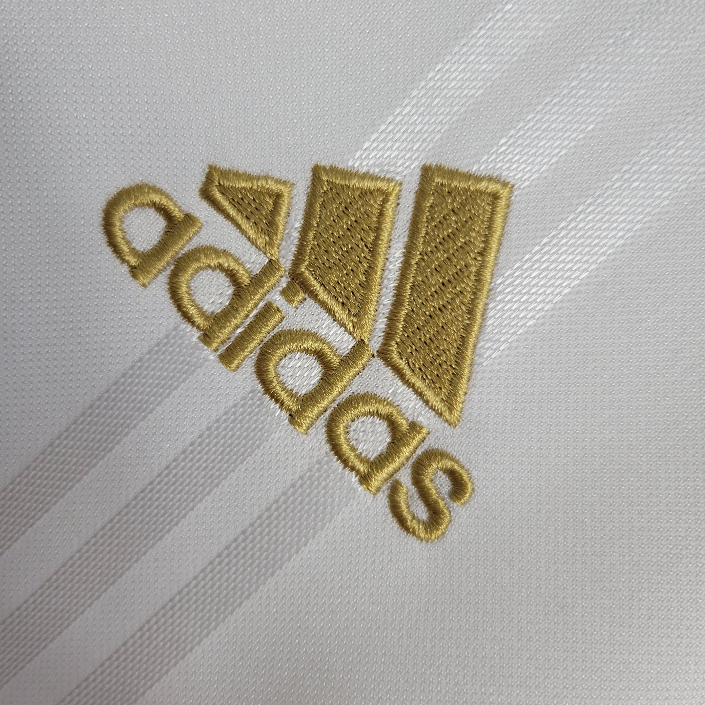 Retro Long Sleeve 2019-20 Real Madrid
