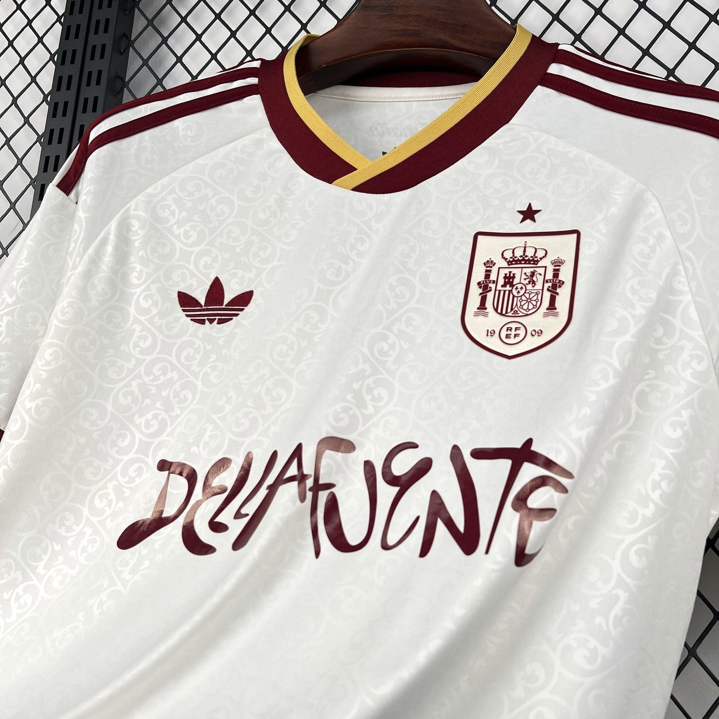 España World Cup 2026 x Dellafuente (Segunda equipación)