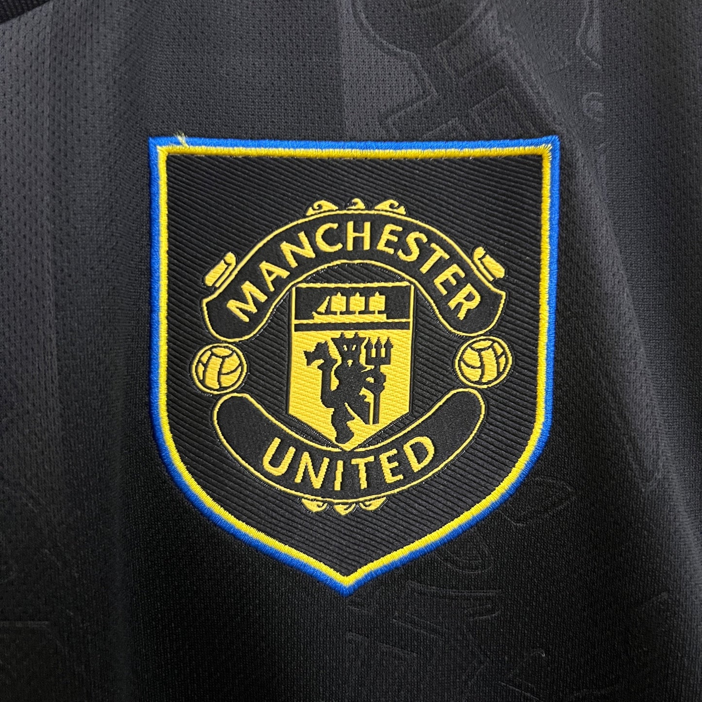 Manchester United 2025/26 (Tercera equipación)