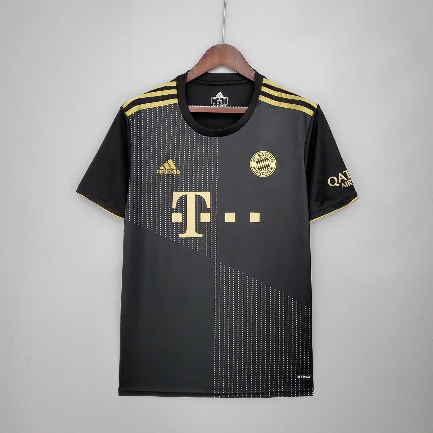 Bayern de Munich 2021/22 (Segunda equipación)