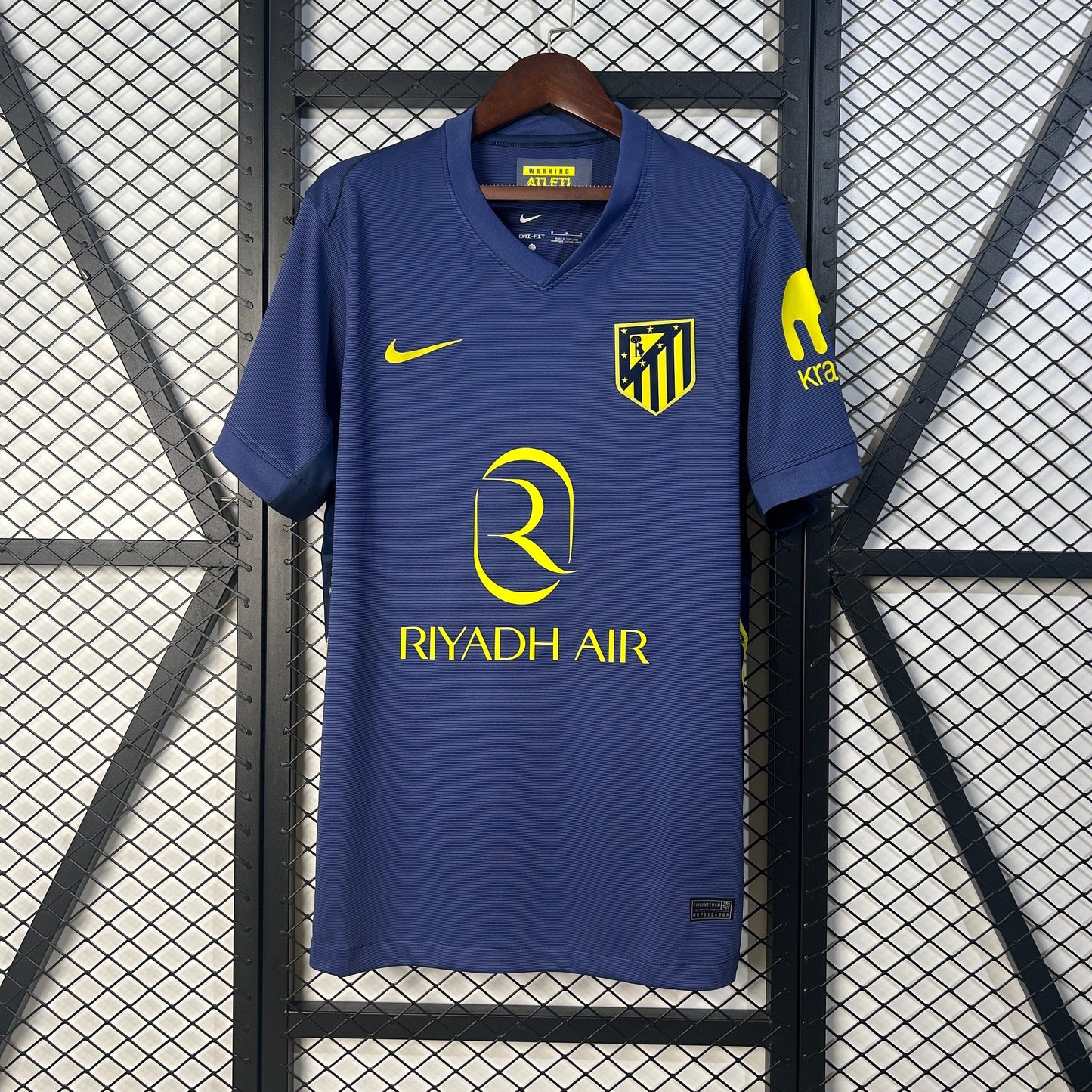Atlético de Madrid 2025/26 (Segunda equipación)