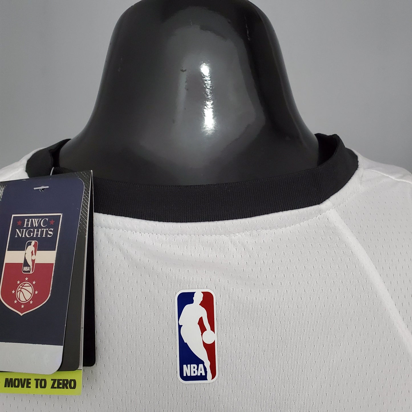 Brooklyn Nets (graffiti white)