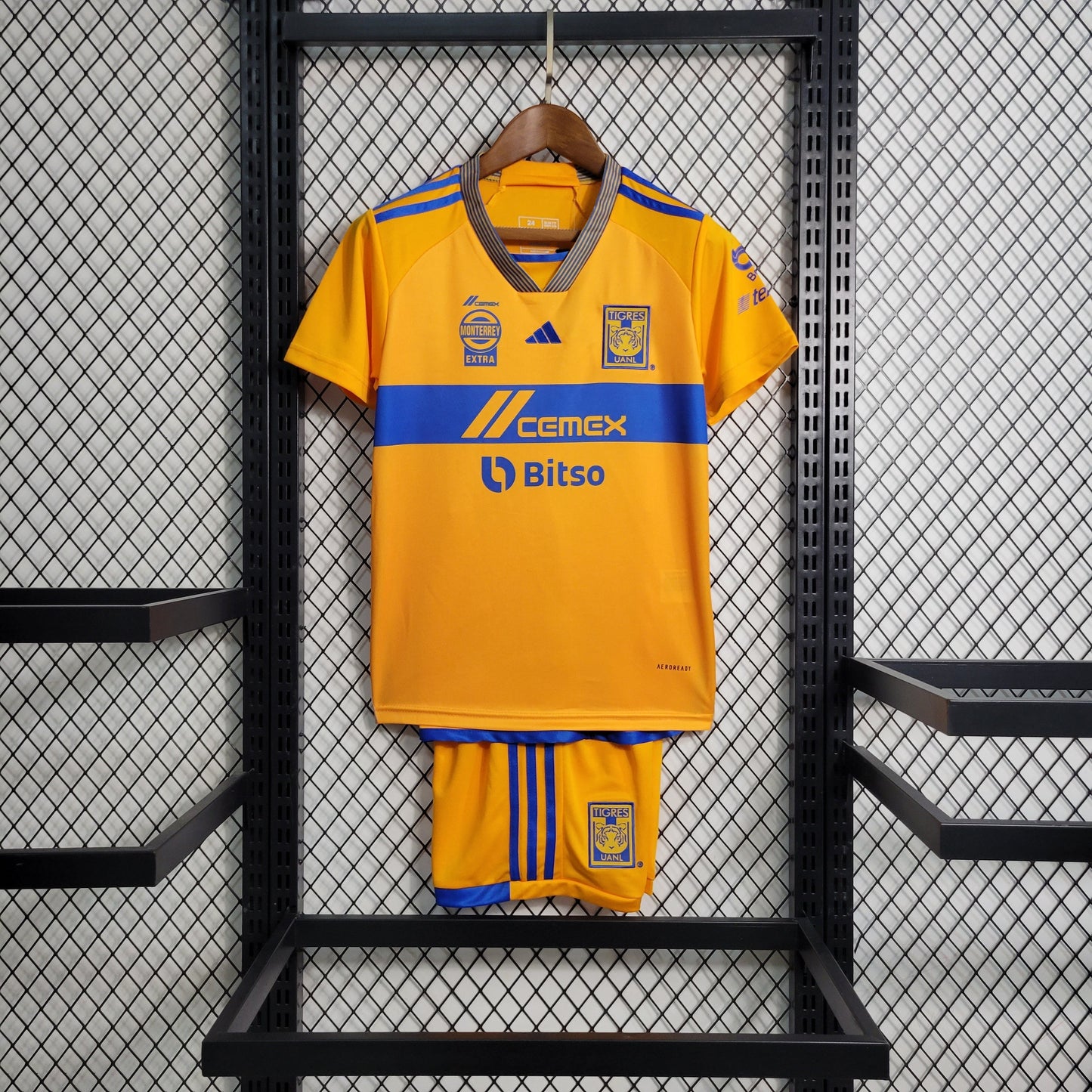 Tigers 2023/24 (Primera Equipacion)