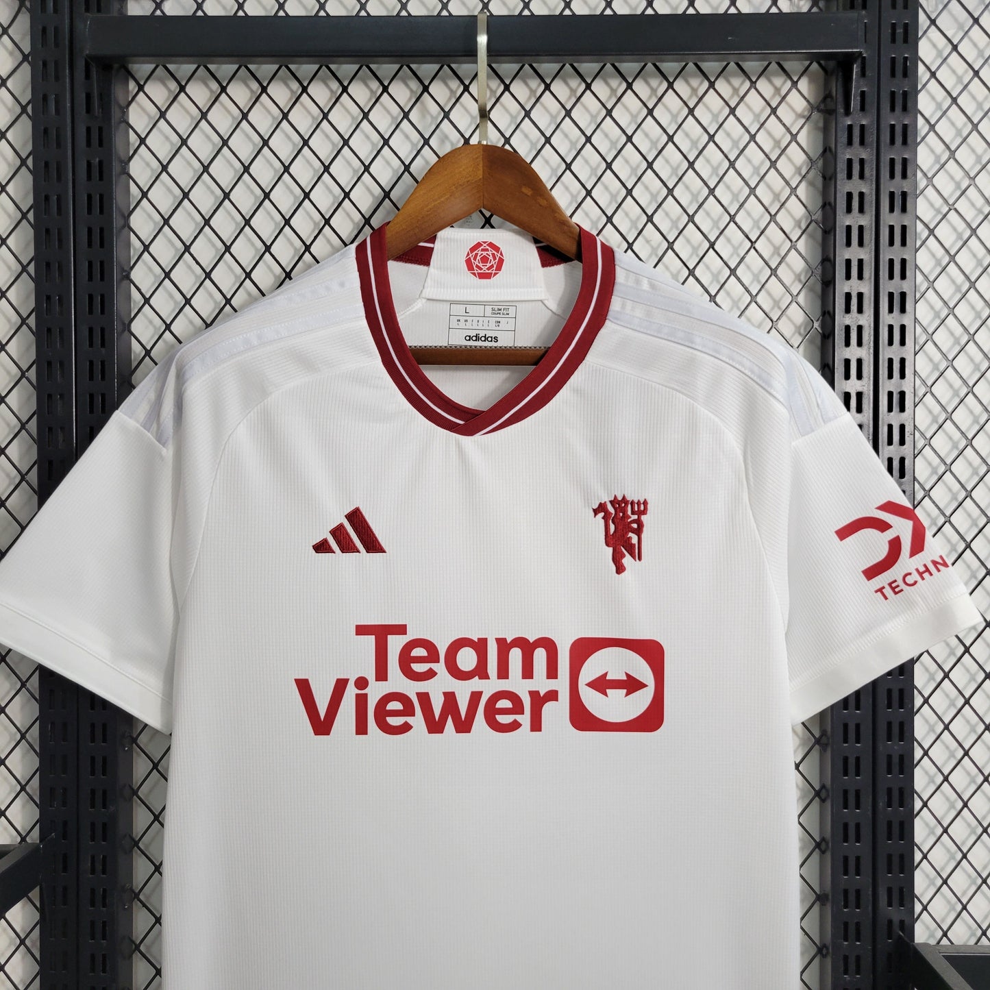 Manchester United 2023/24 (Segunda equipación)