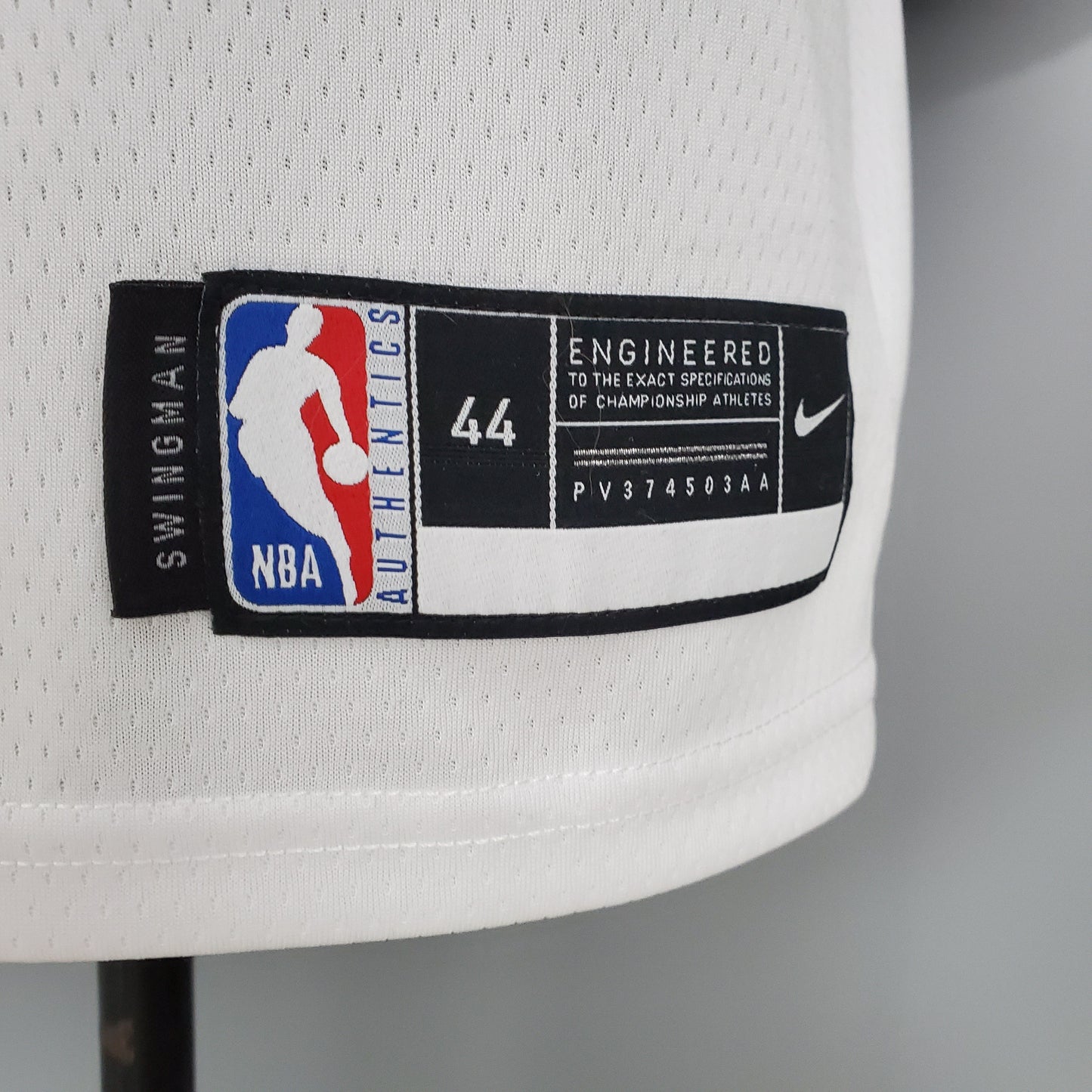 New York Knicks (white)