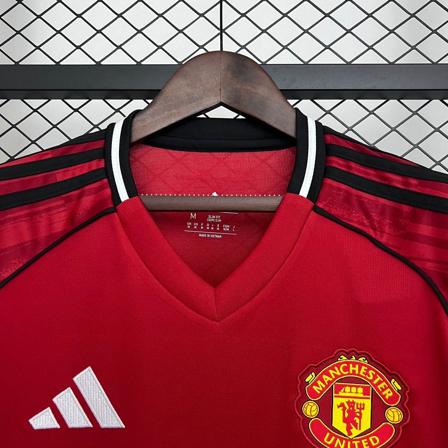 Manchester United 2025/26 (Primera equipación)